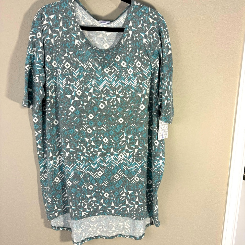 Lularoe Irma top